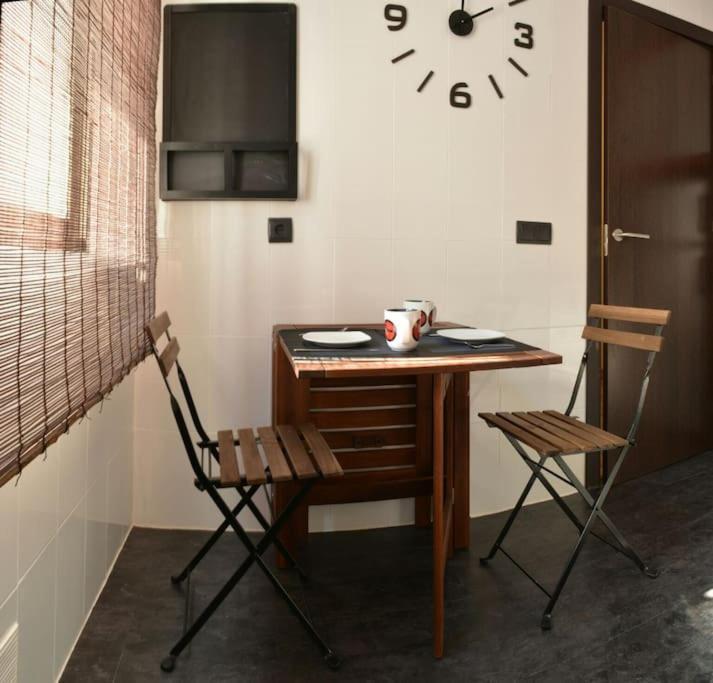 Bonito Ap Centrico Patio Wifi Parking Gratis. Apartman Granada Kültér fotó